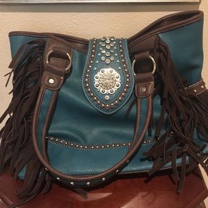 NEW! Southwest style fringe handbag!